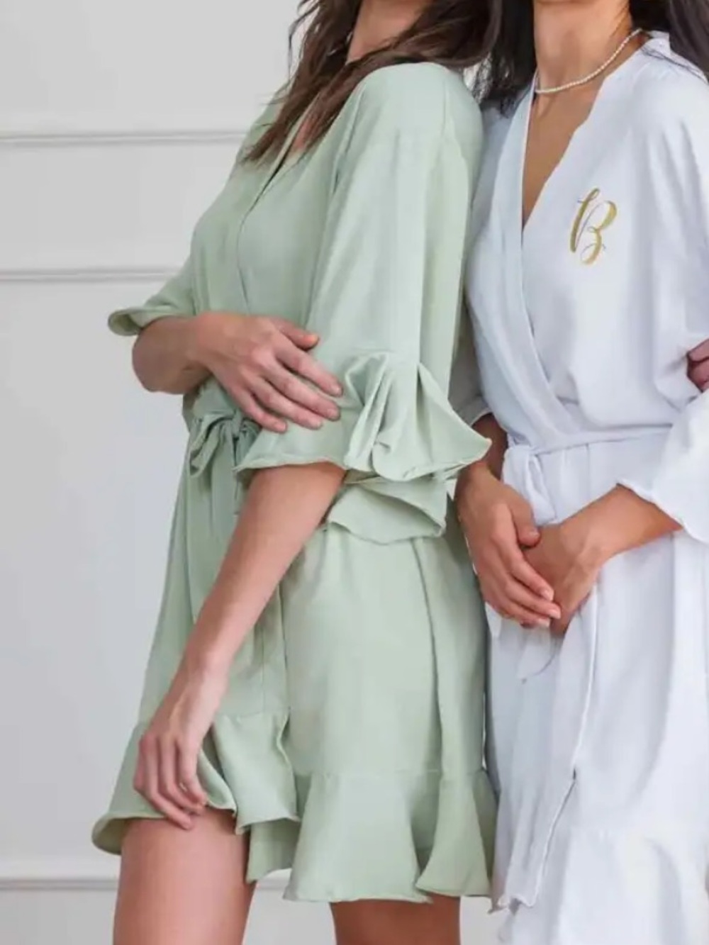 Initial Robe - Picture 5 of 7